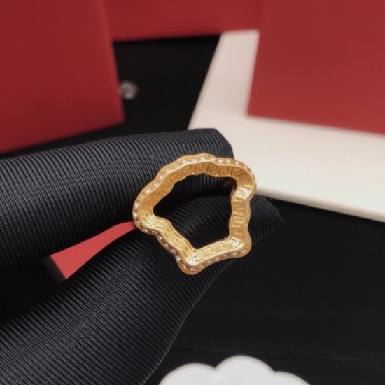 New spring and summer plus ring 2023SS VERSACE Versace New spring and summer plus ring 2023SS VERSACE Versace
